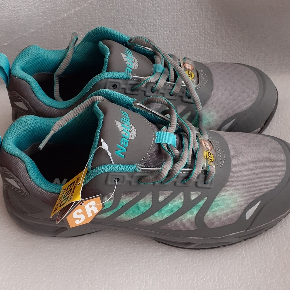Women's Nautilus N4485 Sneakers US 6.5 Medium New in Box